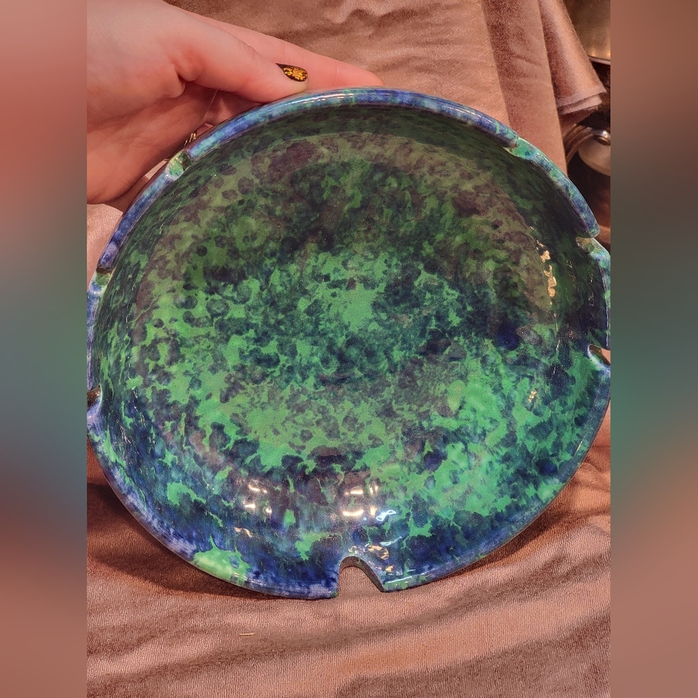 Gorgeous Vintage Made in Calif., R-80 USA Blue/Green Glaze Ashtray/Dish